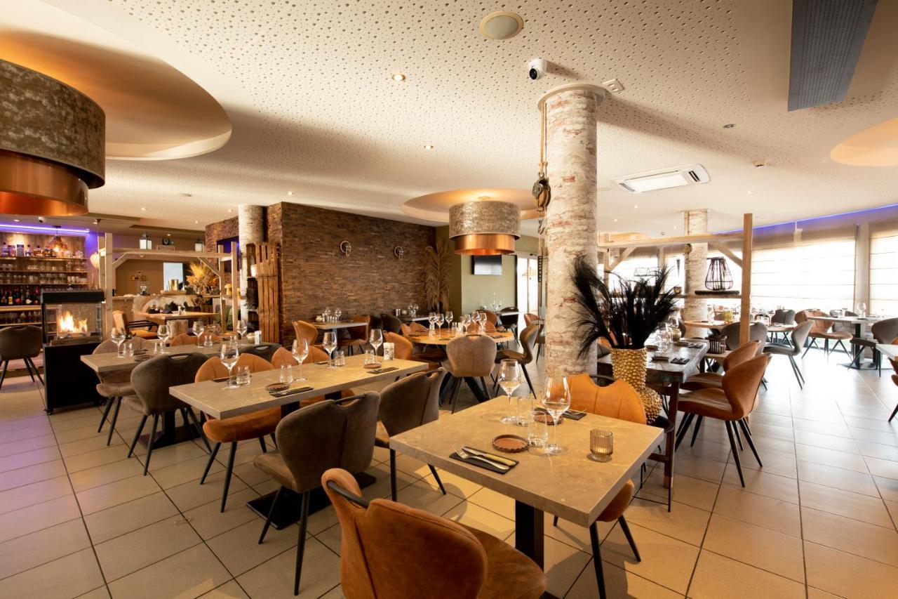 Hotel De La Tour Melen Екстериор снимка